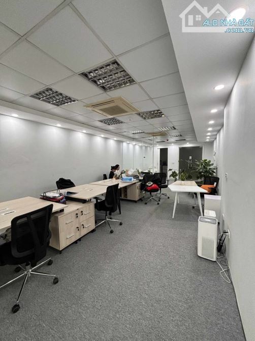 Cho thuê Văn phòng 130 Quán Thánh, Ba Đình, HN DTSD: 80m2 - 3