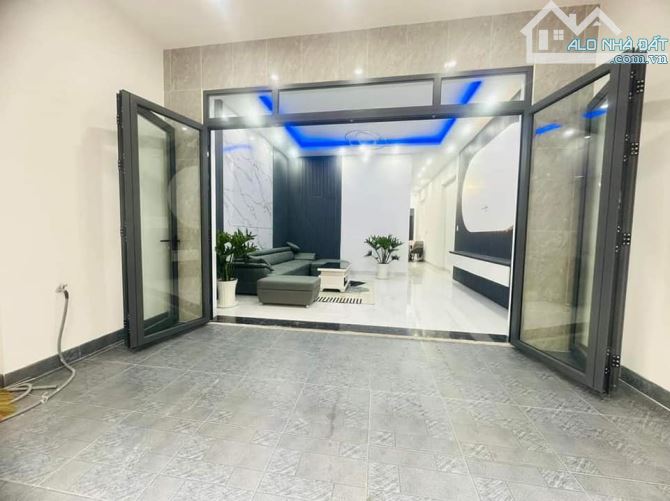 CHỈ 6.7 TỶ CÓ NGAY CĂN NHÀ 3 LẦU 80M2 CÓ THANG MÁY HẺM OTO LÊ LAI PHƯỜNG 3 TP. VŨNG TÀU - 4