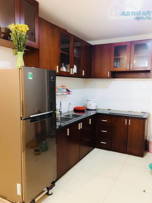 Gấp bán căn hộ chung cư Miếu Nổi, giá 2,65 tỷ, DT 55m2 gồm 2PN 1WC, SH - 4