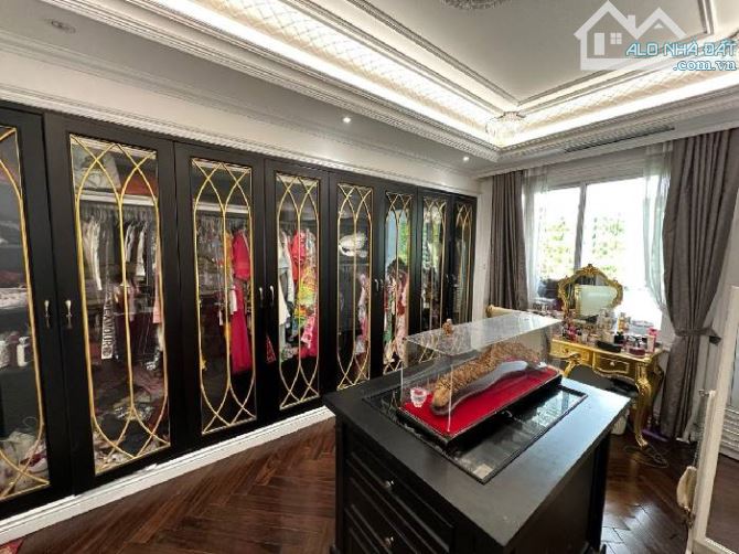 Bán Siêu biệt thự Vinhomes Hoa Sữa 400m2.5 tầng - Chủ gửi NH - Giảm chào 30 tỷ - 5