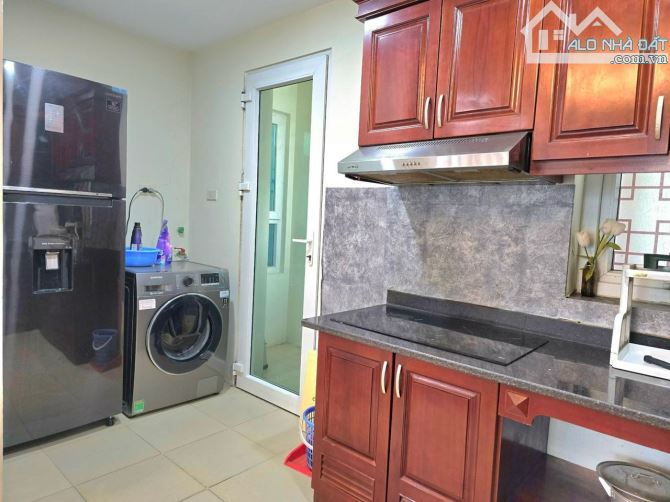 Bán chung cư 173 Xuân Thủy, Cầu Giấy, sổ đỏ, căn góc, 110m2, 3 phòng ngủ, 2 WC, 5.3 tỷ - 5