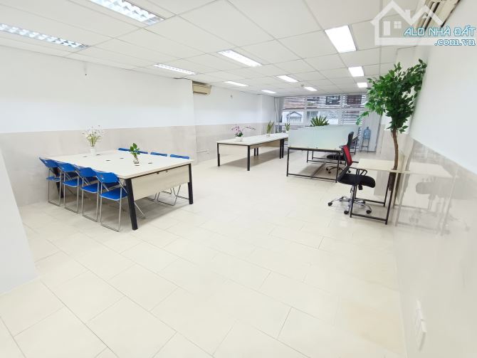 Cho Thuê Văn Phòng Đường Nguyễn Bá Tuyển, P12, Tân Bình. DT 80m2 Full nội thất - 16 triệu - 1