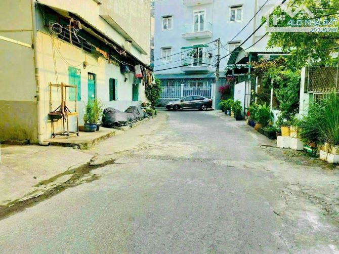 Bán dãy nhà trọ Đường Số 10, Tăng Nhơn Phú B, Quận 9. Dt: 8,7m x 32m = 226m2 - 1