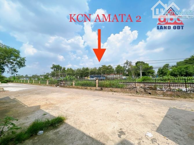 Bán xưởng 2 mặt tiền hơn 300m2  trước sau gần khu công nghiệp hố nai 3 và Amata mở rộng 2 - 1