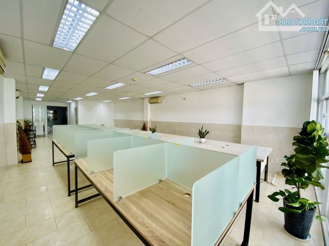 Cho Thuê Văn Phòng Đường Nguyễn Bá Tuyển, P12, Tân Bình. DT 80m2 Full nội thất - 16 triệu - 17