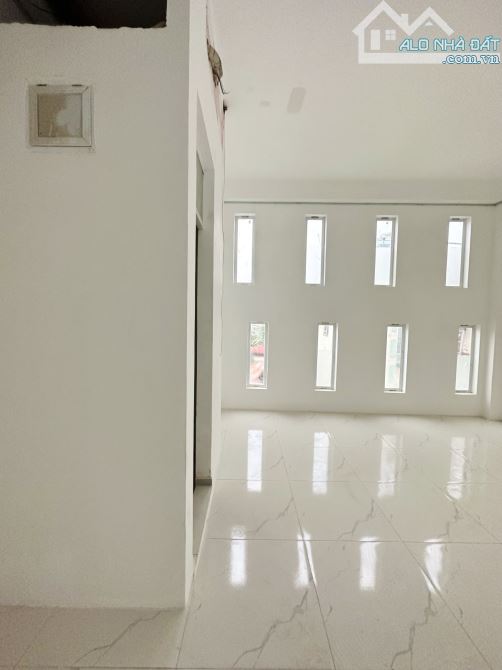 CHDV NGAY CHỢ BÀ CHIỂU "ĐANG DỞ DANG" - 87M2 (5.1x17) - 5 TẦNG, 8 PHÒNG, 9 TOILET - 2