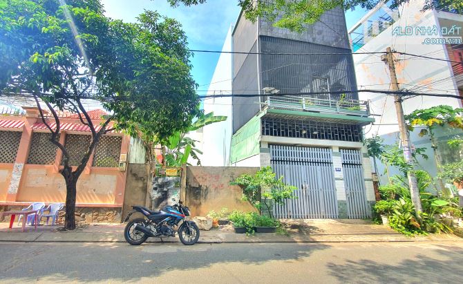 Bán đất mặt tiền kinh doanh đường 185 Phước Long B , Quận 9: 5 x 22= 111m2 - 2