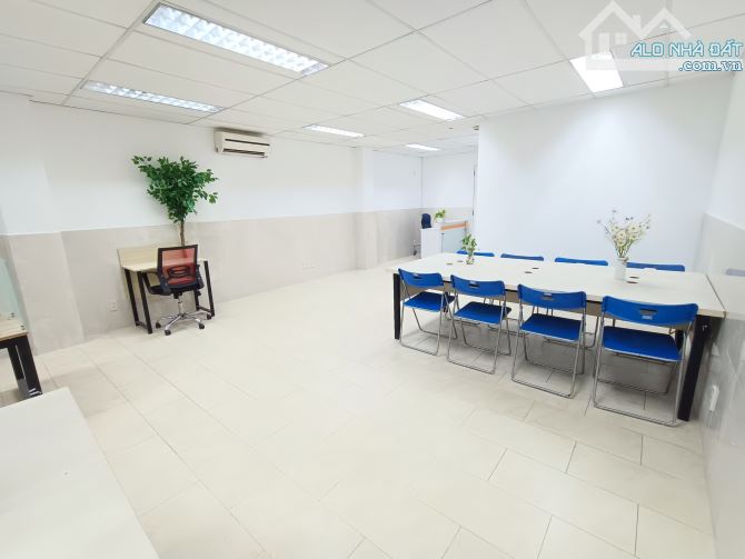 Cho Thuê Văn Phòng Đường Nguyễn Bá Tuyển, P12, Tân Bình. DT 80m2 Full nội thất - 16 triệu - 3