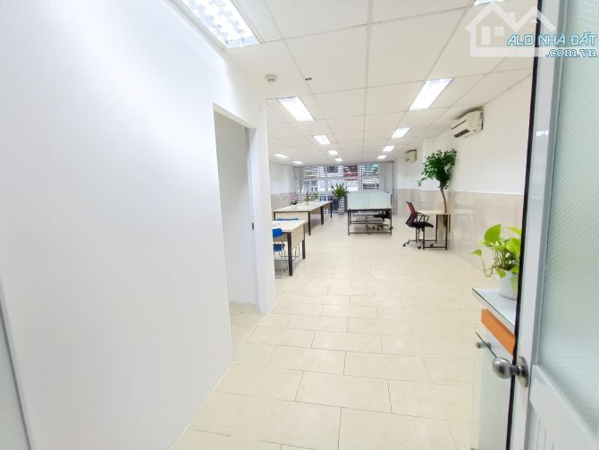 Cho Thuê Văn Phòng Đường Nguyễn Bá Tuyển, P12, Tân Bình. DT 80m2 Full nội thất - 16 triệu - 8