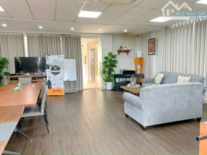 TÒA NHÀ VĂN PHÒNG QUẬN 7 CHỈ CÒN 67 TỶ - MẶT TIỀN LÂM VĂN BỀN. DT 192M² XÂY 6 LẦU - 2