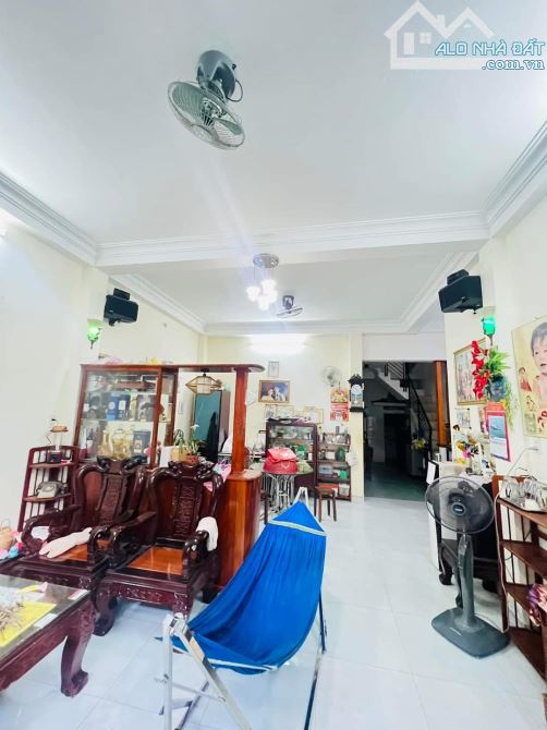 HOT GIẢM CỰC SÂU Nhà 2 Tầng ngay giữa trung tâm, Hẻm Võ Mười, Quy Nhơn , 84m2 , 3tyxx