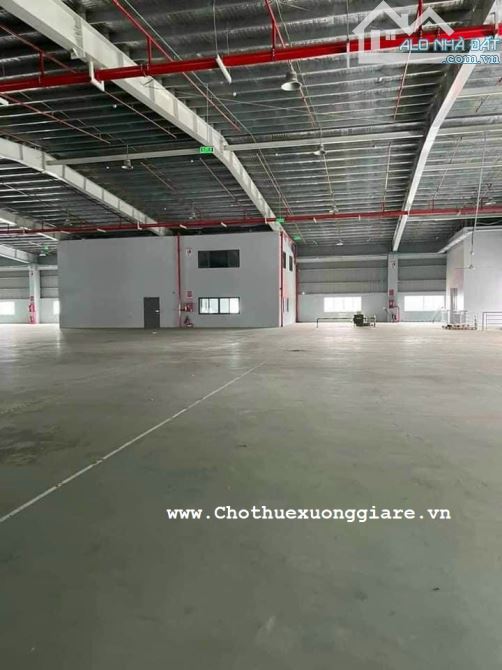 Cho thuê 6.000m2 trong Khu CN Tân Uyên Giá : 2.8 usd/m2