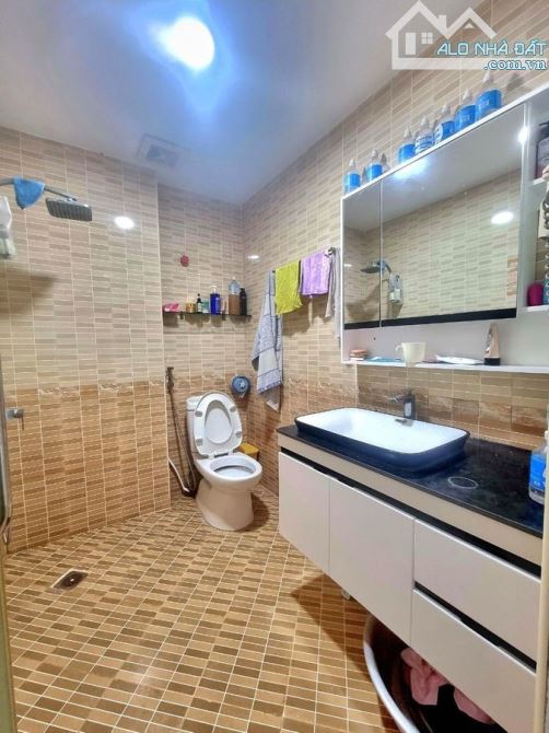 hoa hậu 75m giá 12.5 tại xã đàn đống đa ô tô , kinh doanh.