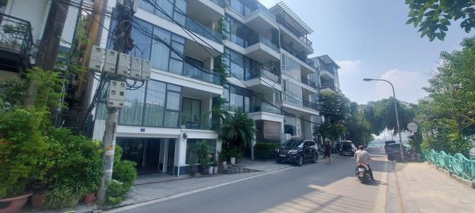 Bán Gấp Mặt Phố Quảng Khánh - View Hồ. Thông số VIP. DT 282m2 x 6T. MT 16m.