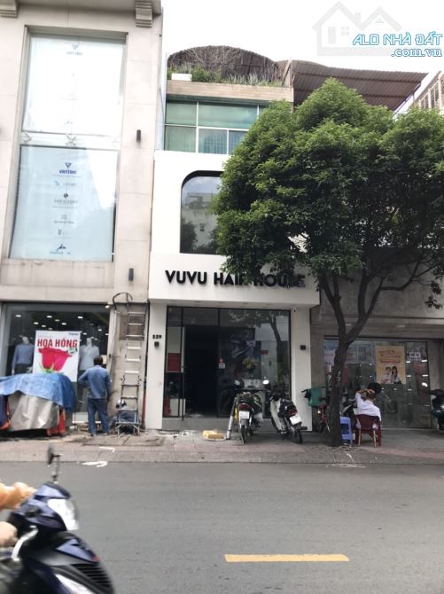 Hàng mới nhà chủ chưa qua đầu tư MT Nguyễn Trãi  Q1 64m2 3 lầu giá chỉ 33.4 tỷ TL - 1