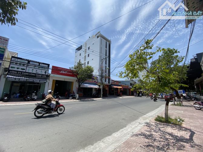 CHỦ cần Tiền nên bán Lỗ căn nhà MẶT TIỀN đường Điện Biên Phủ, phường Vĩnh Hoà , tp Nha - 3