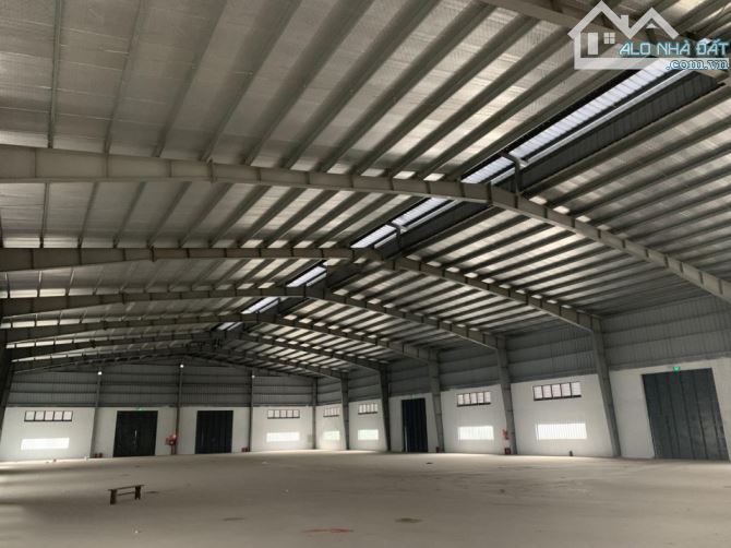 Cho thuê kho xưởng DT 2200m2 Cụm CN Tân Tiến, Văn Giang, Hưng Yên - 1