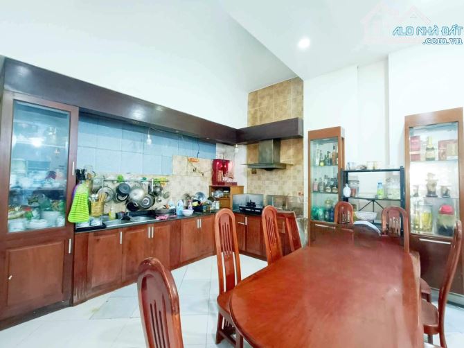 Bán Biệt Thự View công viên Quận 7 siêu đẹp120m2 , 3 lầu , 19,9 tỷ - 2