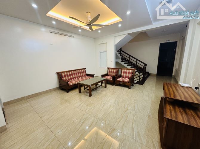 Cho thuê nhà riêng tại Khai Quang, Vĩnh yên, Vĩnh Phúc. 6 Phòng ngủ giá 22 triệu - 2