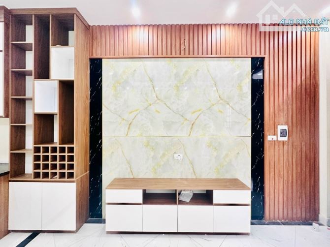 Bán Nhà Yên Duyên, 24m2, 5 Tầng, Giá 3.65 Tỷ, Ba Gác Đỗ Cửa - 2