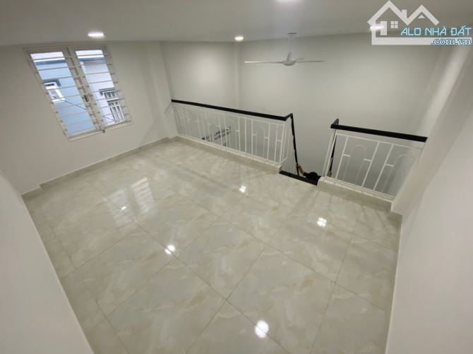 Nhà mới xinh đẹp, 1 trệt, 1 lầu Chu Văn An, P12, 28m2, 3.25 tỷ TL - 3