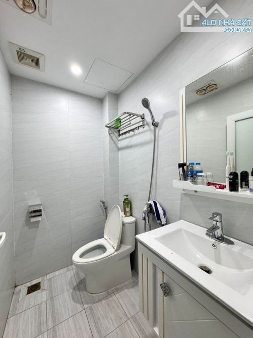 rẻ tụt dốc 79m xây 4 tầng giá12.7 tỷ liền kề ngô thì nhậm hà đông . - 5