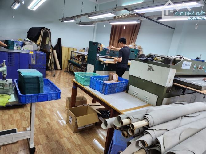 BÁN XƯỞNG MẶT TIỀN NGUYỄN THỊ ĐÀNH 300M2 THỔ CƯ, 2 TẦNG - GIÁ 9.2 TỶ. - 1