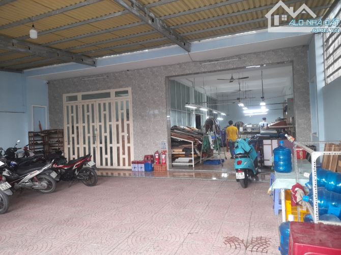 BÁN XƯỞNG MẶT TIỀN NGUYỄN THỊ ĐÀNH 300M2 THỔ CƯ, 2 TẦNG - GIÁ 9.2 TỶ. - 2
