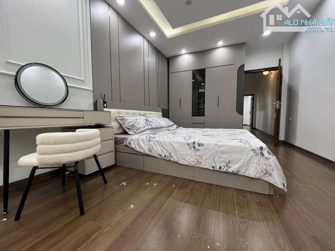 PHÚ DIỄN - NHÀ ĐẸP 50m2 x 5 TẦNG - GARA OTO - FULL NT - Ở NGAY - 8.9 Tỷ - 3