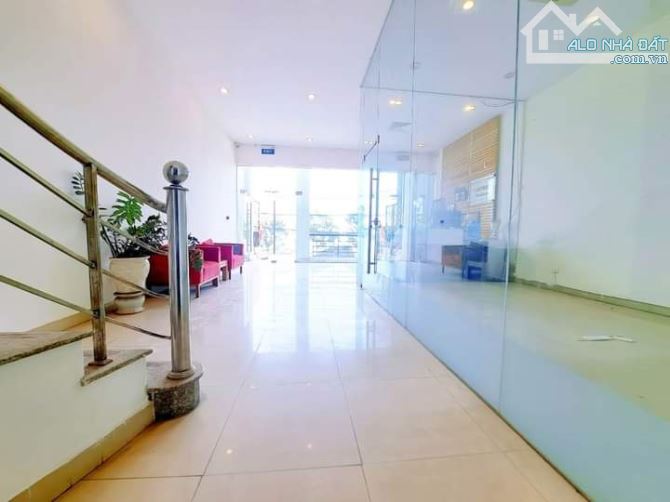 Bán Nhà mặt phố Xuân Diệu, view Hồ Tây 158m2, 5 tầng, MT 7.6m, chỉ 59 tỷ. - 3