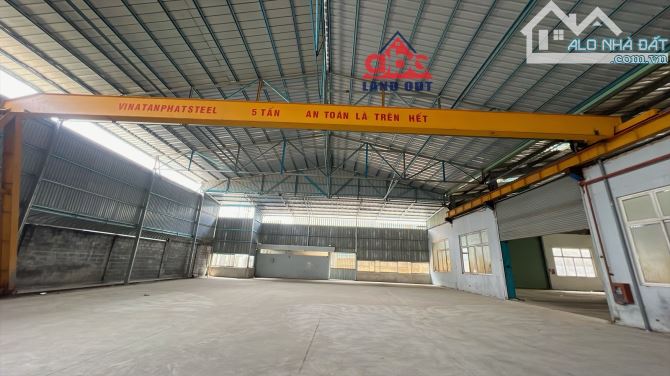 Cho thuê xưởng 5200m2 Góc 2 Mặt Tiền Gần KCN  Thanh Phú Vĩnh Cửu Đồng Nai - 3