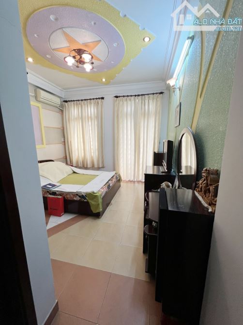Bán nhà 5 Tầng , 1 Sẹc Đường  Nguyễn Công Hoan,P.7,Q.Phú Nhuận - 3