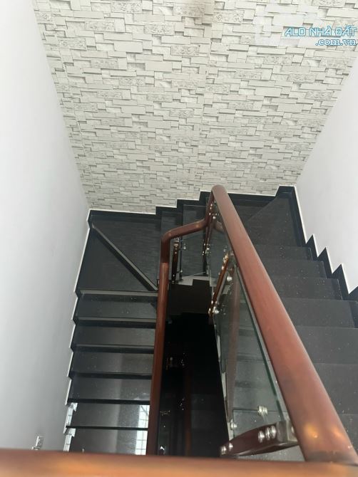 Bán nhà mặt tiền đường số 1, phường 16, Gò Vấp giá 15 tỷ 5 - 8
