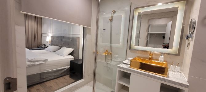 Cần bán gấp căn hộ khách sạn dát vàng Golden Bay Đà Nẵng