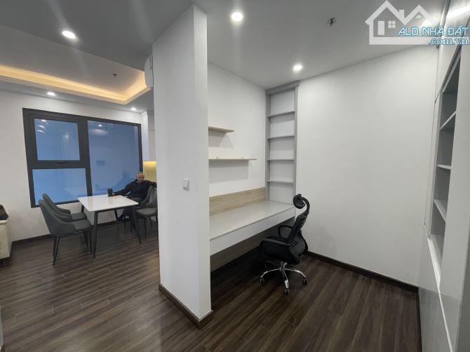 Cho thuê căn hộ 2.5PN Hoàng Huy Commerce full nội thất mới tinh siêu đẹp - 3