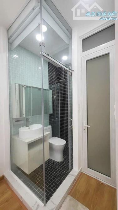 Bán nhà gấp Q.Tân Phú, hẻm 67// Tân Thắng, P.Sơn Kỳ 2,6 tỷ/ 22m2 1 lầu Sổ Hồng - 5