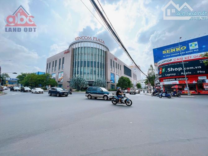 Bán nhà 4 lầu ngay TTTM vincom P.Tân Tiến TP.Biên Hoà . - 1