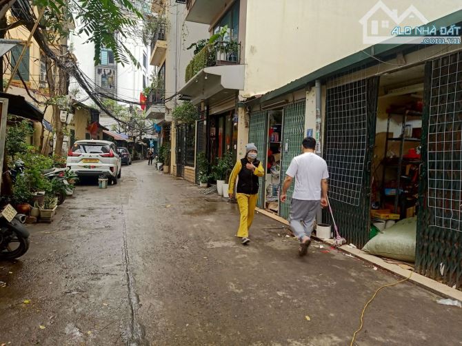 Bán nhà C4 phố Đội Cấn 170m2, phân lô, ô tô tránh nhau, sát phố, kinh doanh, giá 48 tỷ