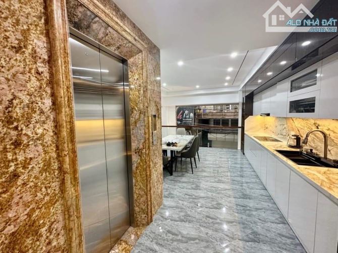 Bán Nhà Trường Chinh Đống Đa 50m Ô Tô Kinh Doanh - 1