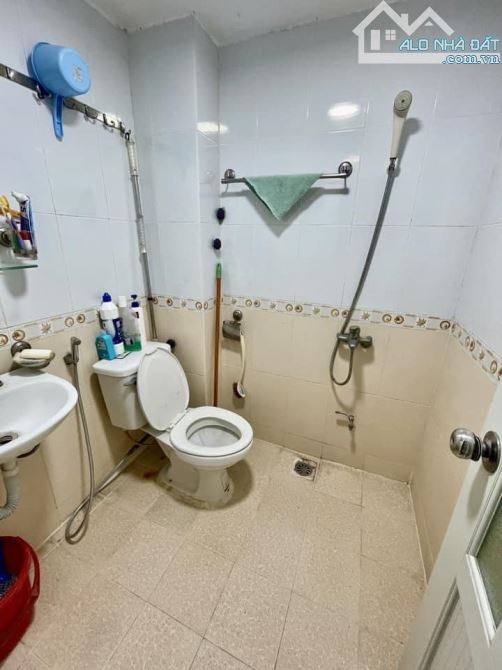 bán nhà đẹp,giá rẻ,TT Đống Đa, Thịnh Quang, gần Ngã 4 Sở, Vĩnh Hồ, Láng  Giá : 13,8 tỷ - 2