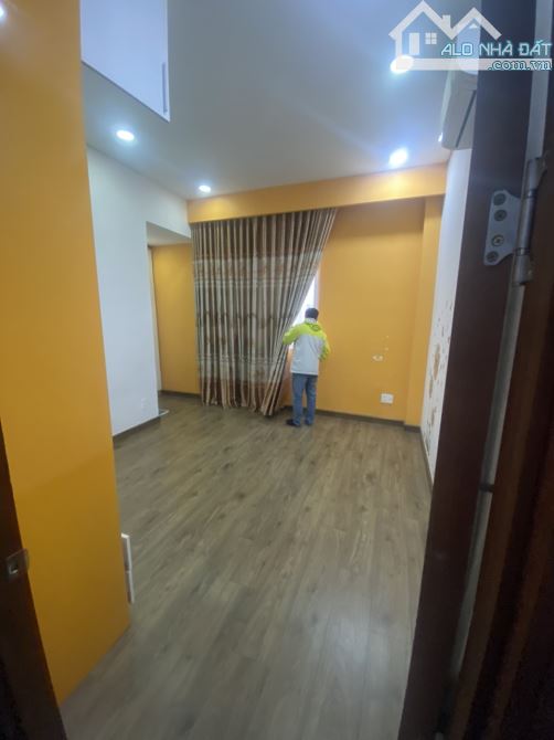 Nhà Hẻm 10m Nguyễn Kiệm P3 GV - 5*20m 1 trệt 1 lầu Sân Thượng Có Sẵn Nội Thất - 3