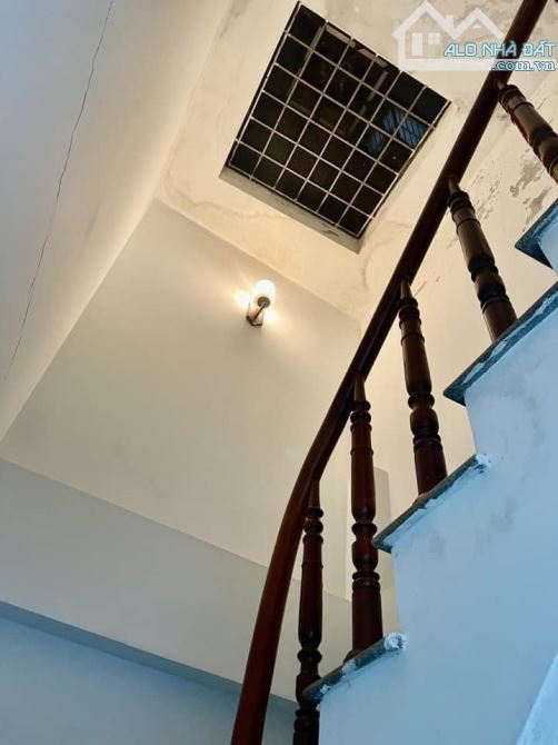 bán nhà đẹp,giá rẻ,TT Đống Đa, Thịnh Quang, gần Ngã 4 Sở, Vĩnh Hồ, Láng  Giá : 13,8 tỷ - 3