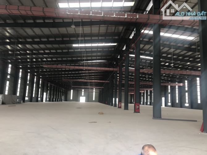 Cho thuê 12.000m2 Kho, Xưởng tại cụm CN Ngọc Long, Yên Mỹ , Hưng Yên.