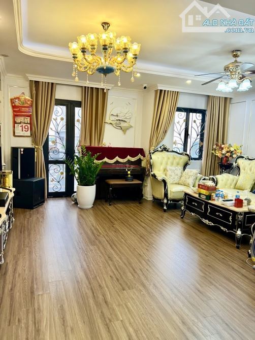 Bán Shophouse Mipec City View Kiến Hưng 75m2 5 tầng mặt tiền 6m hơn 22 tỷ KinhDoanh VỉaHè