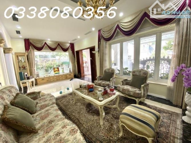 Bán nhà KTT Đại học Hà Nội, Lương Thế Vinh, DT 120m2. Ngõ ô tô. Kinh doanh sầm uất