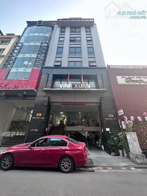 BÁN TÒA NHÀ VĂN PHÒNG 11 TẦNG HOÀNH TRÁNG NHẤT MP TRẦN QUỐC TOẢN, 250M2, MT 8,1M, 220 TỶ