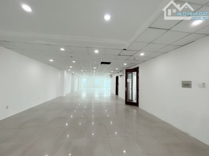 CHO THUÊ VP 220M2 MẶT TIỀN HỒ VĂN HUÊ PHÚ NHUẬN