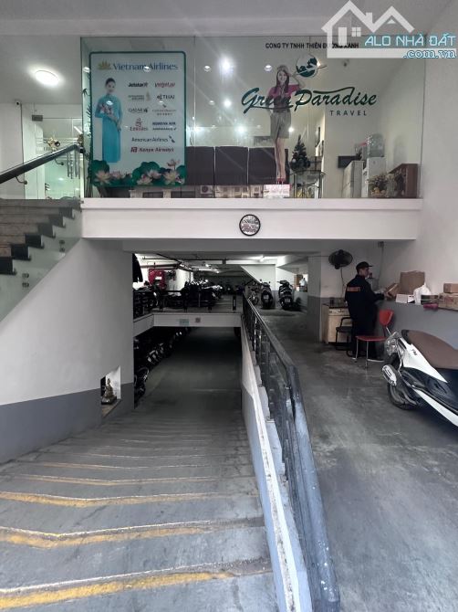 BÁN TÒA NHÀ VĂN PHÒNG 11 TẦNG HOÀNH TRÁNG NHẤT MP TRẦN QUỐC TOẢN, 250M2, MT 8,1M, 220 TỶ - 1
