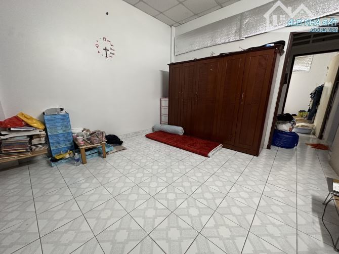 BÁN NHÀ ĐÔNG HƯNG THUẬN 2, QUẬN 12, 79M2(5*16) HẺM XE HƠI CHỈ NHỈNH 5 TỶ - 3