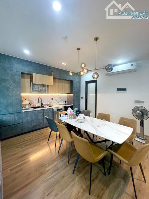 Bán Nhà MP Đội Cấn, 126m2, 5 tầng thang máy, Kinh Doanh, Lô Góc, giá 33 tỷ - 3